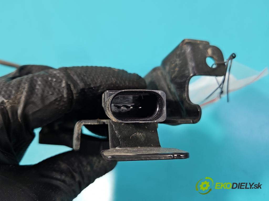 Cupra Formentor 20- 1.5 TSI 150 HP automatic 110 kW 1498 cm3 5- snímač nastavenia xenon 5WA907127 (Snímač)