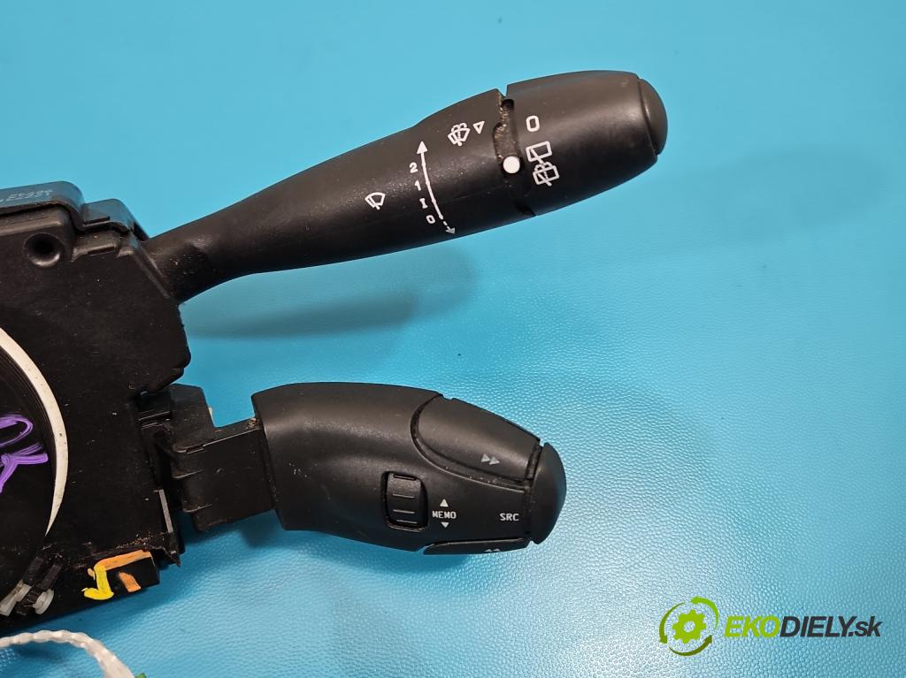 Peugeot 206 1.4 8V 75 HP manual 55 kW 1360 cm3 3- prepínač komplex: 96542542XT (Prepínacie páčky pod volantom)