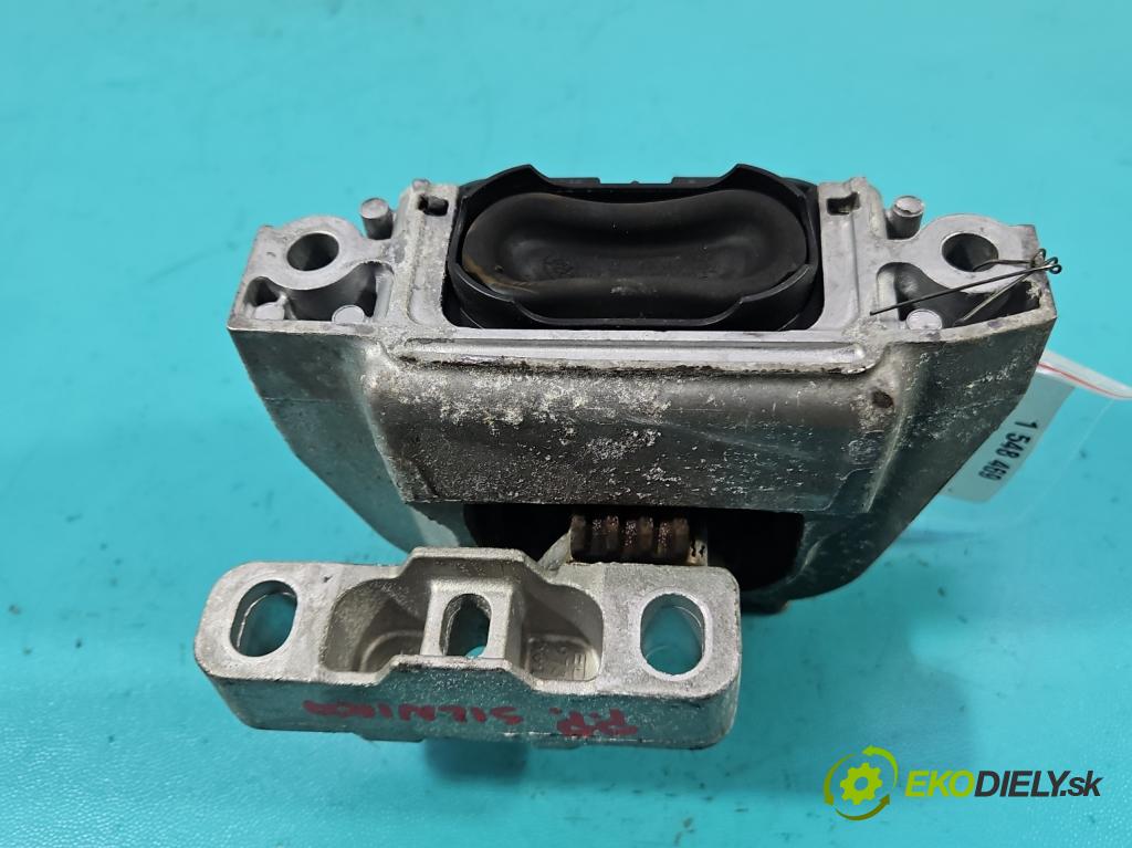 Cupra Formentor 20- 1.5 TSI 150 HP automatic 110 kW 1498 cm3 5- airbag motora 5WA199262D (Držiak motora)