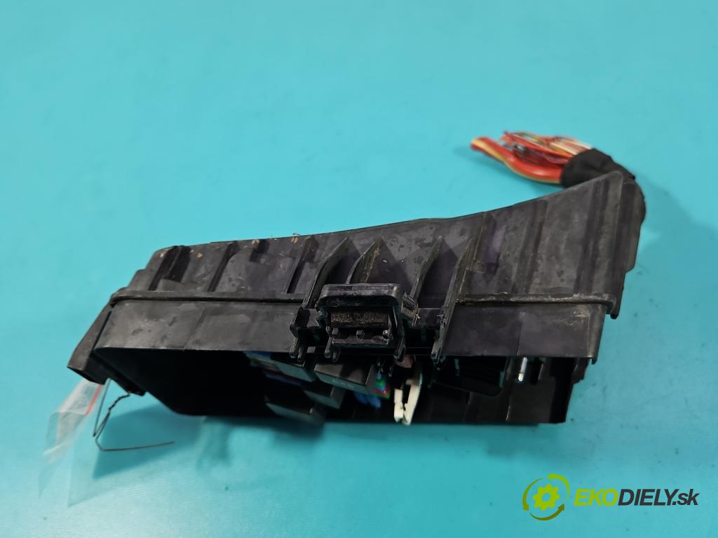 Cupra Formentor 20- 1.5 TSI 150 hp automatic 110 kW 1498 cm3 5- skříňka pojistková 5WA907361A (Pojistková skříňka)