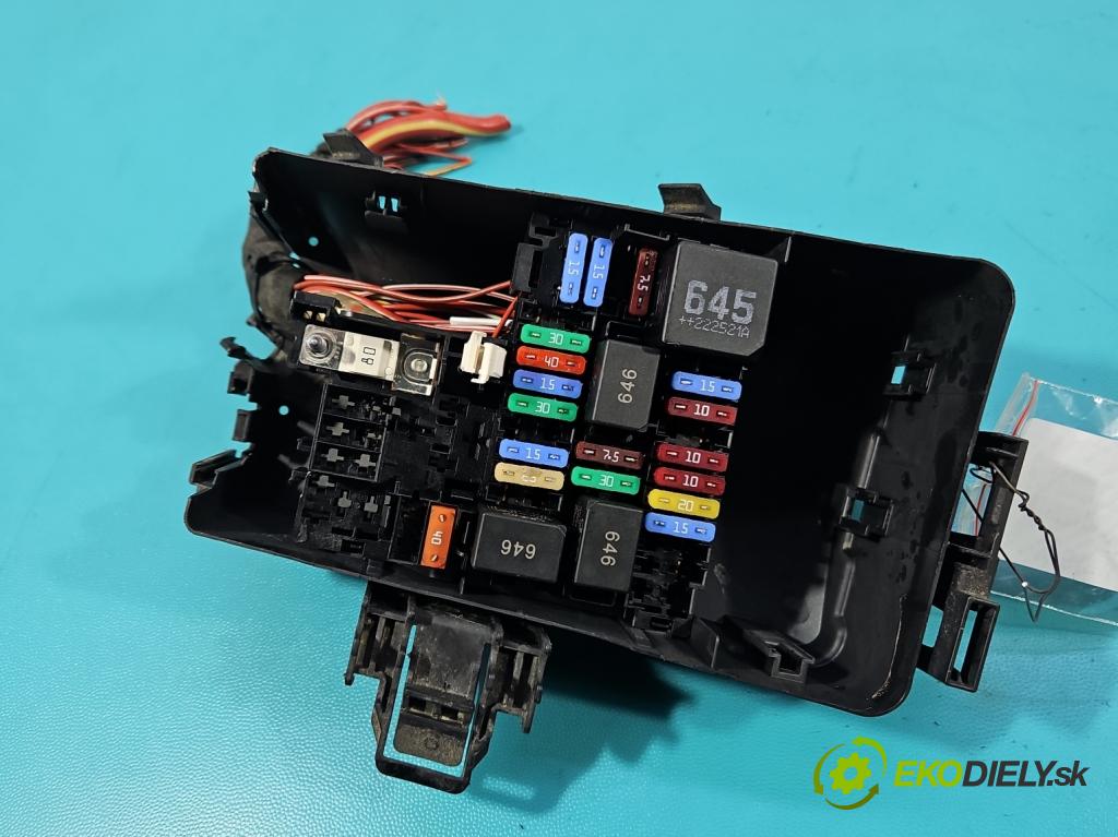 Cupra Formentor 20- 1.5 TSI 150 hp automatic 110 kW 1498 cm3 5- skříňka pojistková 5WA907361A (Pojistková skříňka)