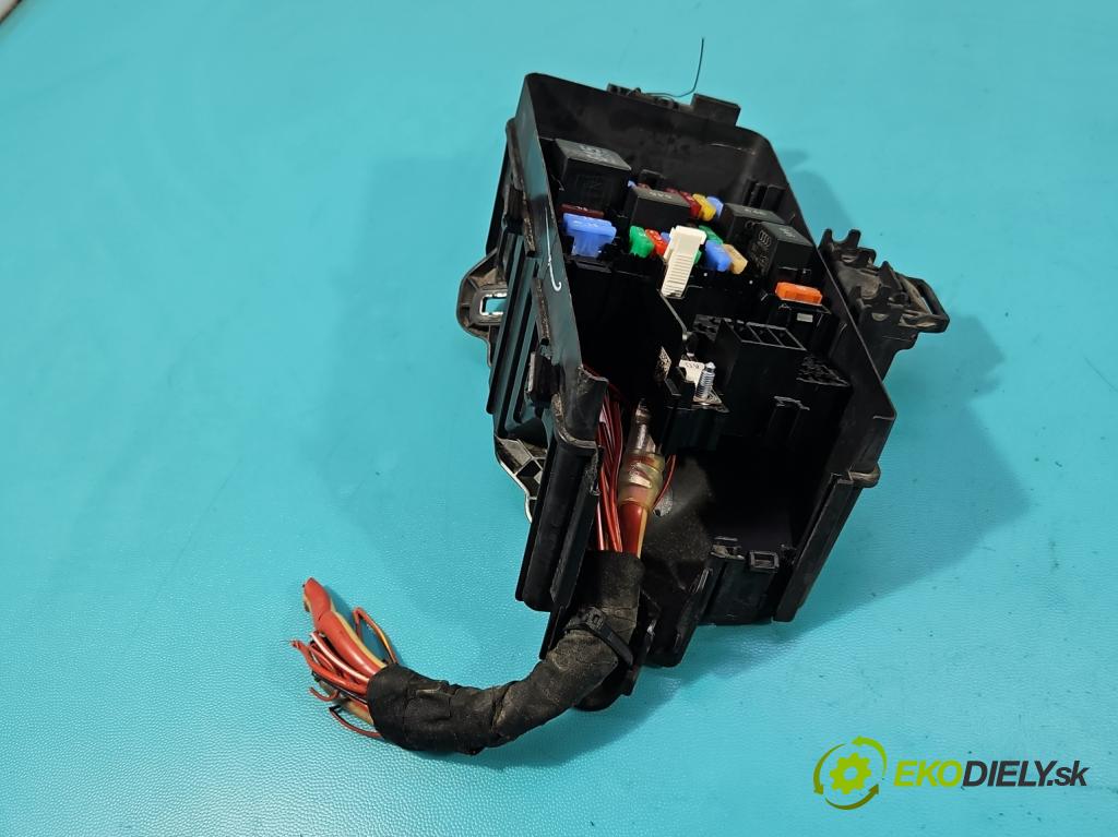 Cupra Formentor 20- 1.5 TSI 150 hp automatic 110 kW 1498 cm3 5- skříňka pojistková 5WA907361A (Pojistková skříňka)