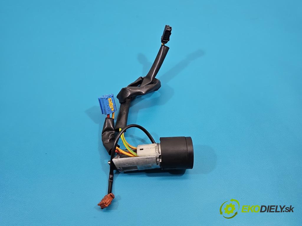 Peugeot 206 1.4 8V 75 HP manual 55 kW 1360 cm3 3- riadiaca jednotka motora 9655004480