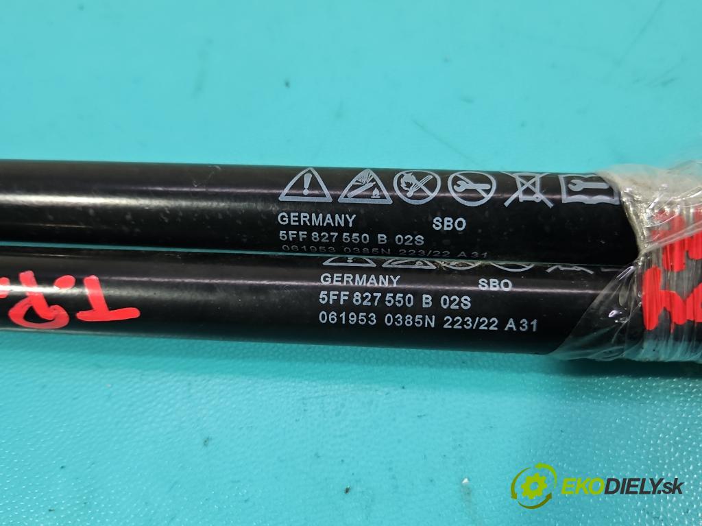 Cupra Formentor 20- 1.5 TSI 150 HP automatic 110 kW 1498 cm3 5- kufrové dvere komplet 5FF827550B