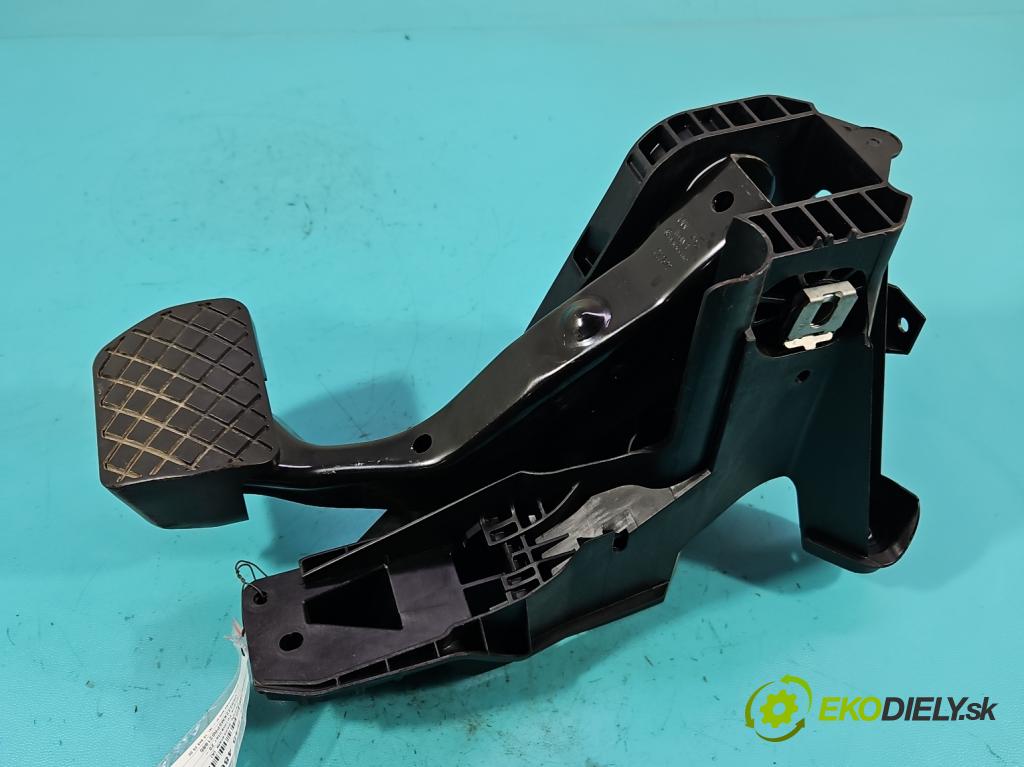 Cupra Formentor 20- 1.5 TSI 150 HP automatic 110 kW 1498 cm3 5- pedále ostatné 5Q1723058CD