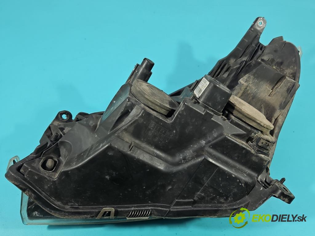 Opel Astra III 2004-2014 1.6 16V 105 HP manual 77 kW 1598 cm3 5- Reflektor: pravý  (Svetlo predné pravé)