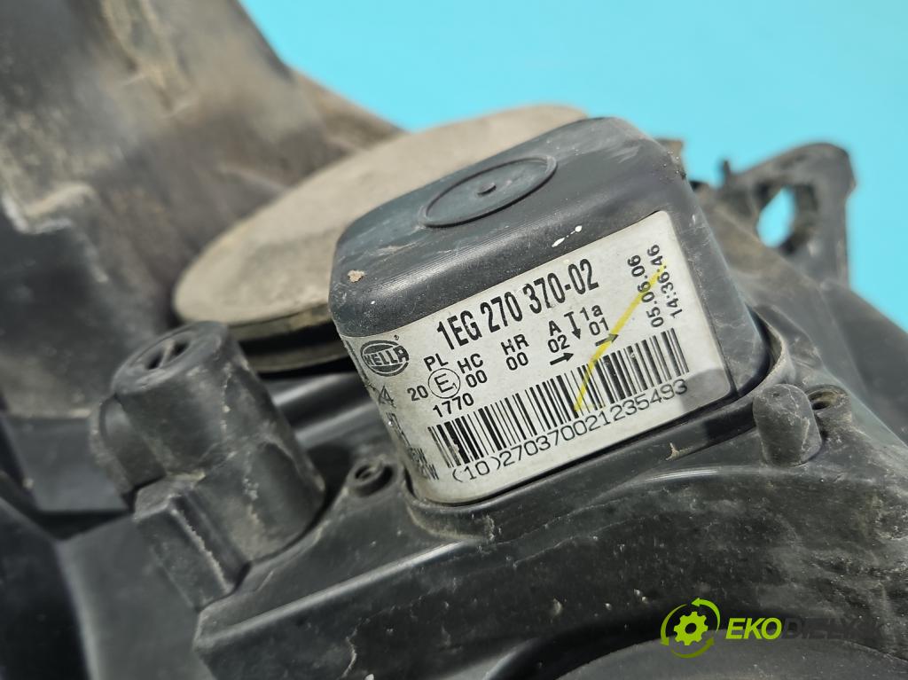 Opel Astra III 2004-2014 1.6 16V 105 HP manual 77 kW 1598 cm3 5- Reflektor: pravý  (Svetlo predné pravé)