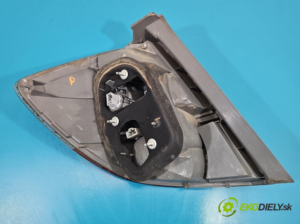 Honda Jazz III 2008-2014 1.3 16V 99 HP automatic 73 kW 1339 cm3 5- svetlo / reflektor zadné pravé  (Kľučka dverí ostatné)