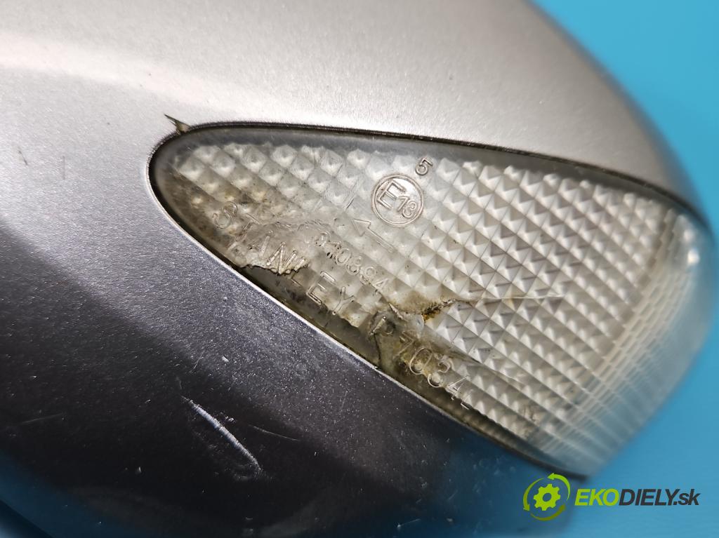 Honda Jazz III 2008-2014 1.3 16V 99 HP automatic 73 kW 1339 cm3 5- zrkadlo ľavé  (Kľučka dverí ostatné)