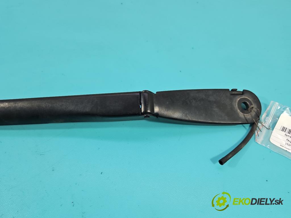 Peugeot 508 II 2018- 1.5 hdi 131 hp manual 96 kW 1499 cm3 5- rameno stěrače pravé 9813512180