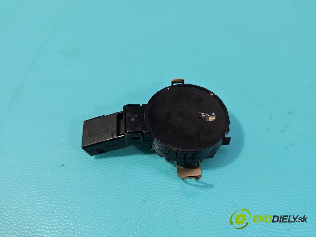 Peugeot 508 II 2018- 1.5 hdi 131 HP manual 96 kW 1499 cm3 5- snímač déšť: 9830122280 (Snímač dažďa)