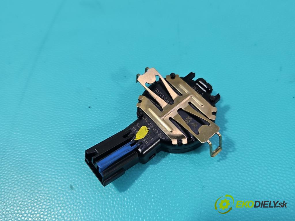 Peugeot 508 II 2018- 1.5 hdi 131 HP manual 96 kW 1499 cm3 5- snímač déšť: 9830122280 (Snímač dažďa)