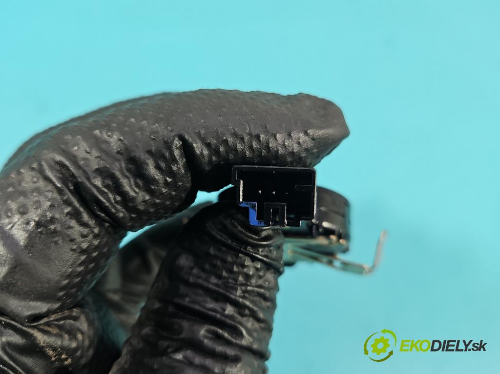 Peugeot 508 II 2018- 1.5 hdi 131 HP manual 96 kW 1499 cm3 5- snímač déšť: 9830122280 (Snímač dažďa)