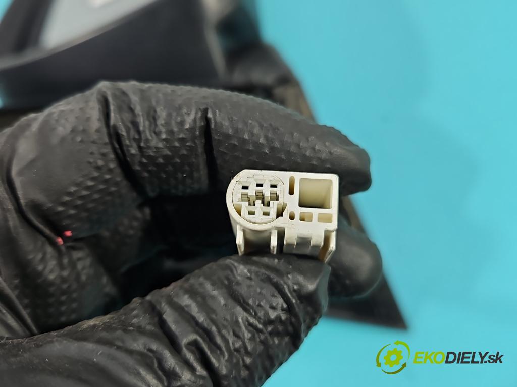 Suzuki SX4 I 2006-2014 1.6 16v 120 hp manual 88 kW 1586 cm3 5- zpětné zrcátko pravé  (Klika dveří ostatní)