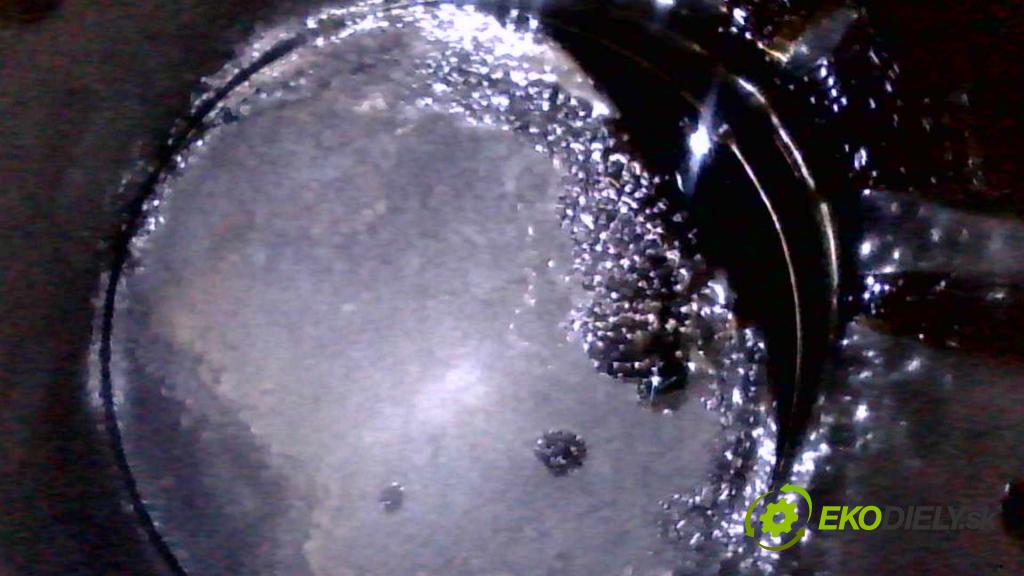 Ford Fiesta Mk7 2008-2017 1.2 16V 82 hp manual 60 kW 1242 cm3 3- motor benzín SNJA