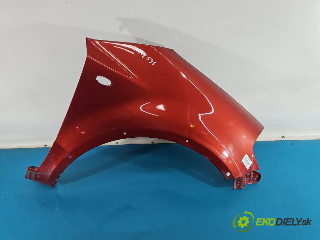 Suzuki SX4 I 2006-2014 1.6 16v 120 HP manual 88 kW 1586 cm3 5- blatník predné pravý  (Kľučka dverí ostatné)