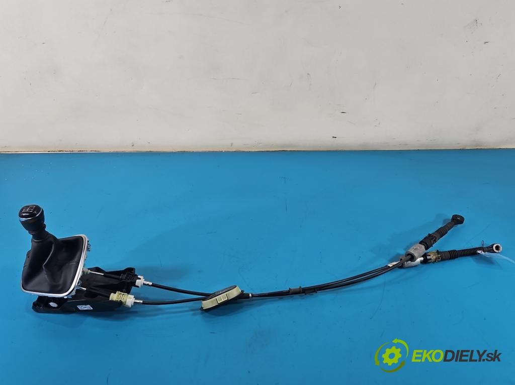 Renault Kadjar 2015-2022 1.2 131 hp manual 96 kW 1197 cm3 5- kulisa změny stupňová 341042886R (Řadicí páka (kulisa) )