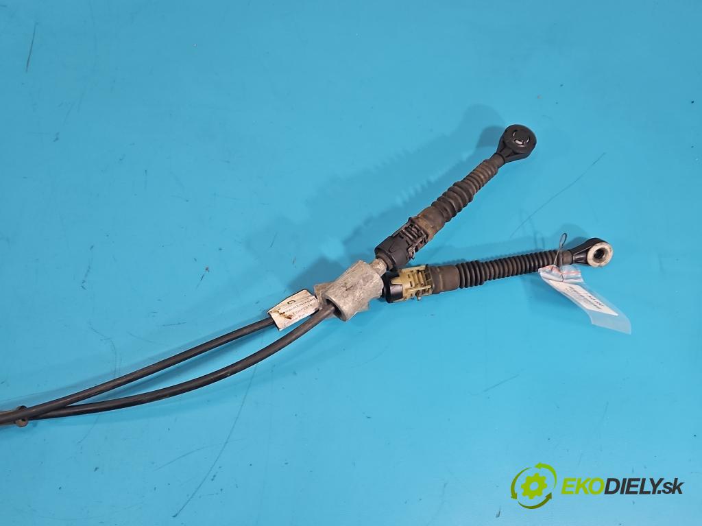 Renault Kadjar 2015-2022 1.2 131 HP manual 96 kW 1197 cm3 5- Páka: Změny: stupeň,rýchlosť 341042886R (Rýchlostná páka (kulisa))