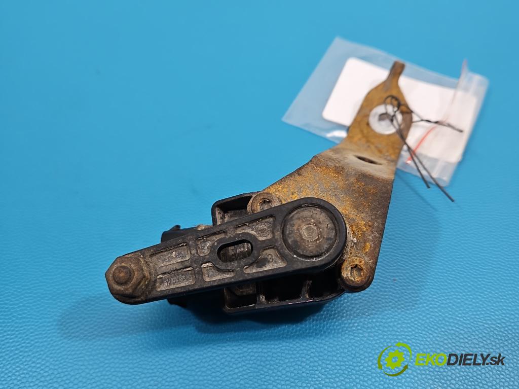 Bmw 3 F30 2011-2018 2.0d 184 hp manual 135 kW 1995 cm3 5- snímač nastavení xenon 6860843 (Snímač)