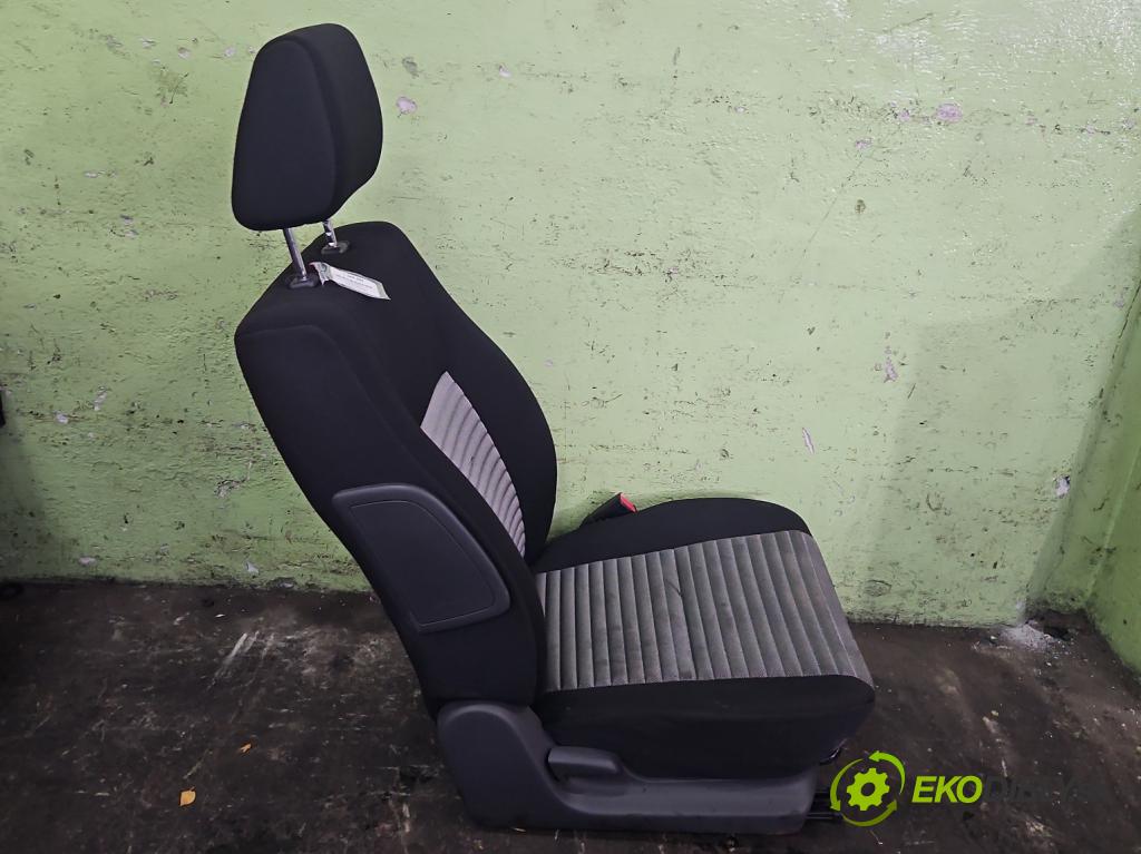 Suzuki SX4 I 2006-2014 1.6 16v 120 HP manual 88 kW 1586 cm3 5- Sedačka pravý  (Sedadlo)