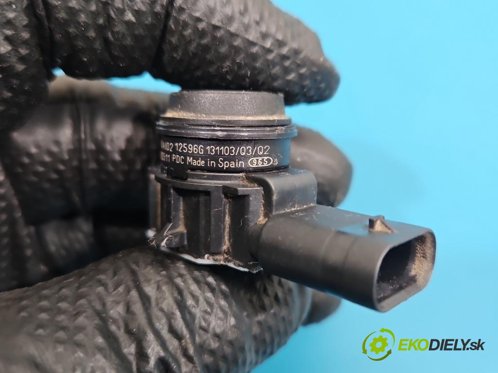 Bmw 3 F30 2011-2018 2.0d 184hp manual 135 kW 1995 cm3 5- snímač parkovaní: 9261582