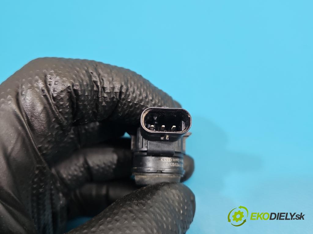 Bmw 3 F30 2011-2018 2.0d 184hp manual 135 kW 1995 cm3 5- snímač parkovaní: 9261582