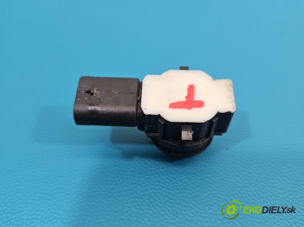 Bmw 3 F30 2011-2018 2.0d 184hp manual 135 kW 1995 cm3 5- snímač parkovaní: 9261582