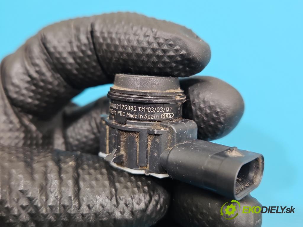 Bmw 3 F30 2011-2018 2.0d 184hp manual 135 kW 1995 cm3 5- snímač parkovaní: 9261582