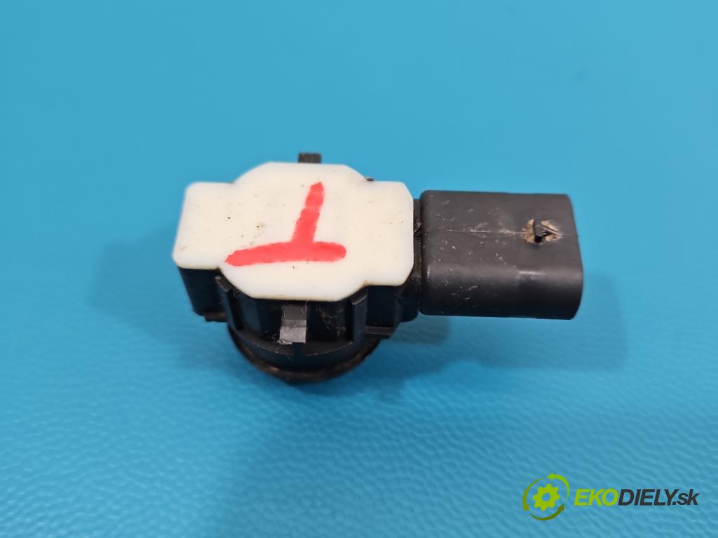 Bmw 3 F30 2011-2018 2.0d 184hp manual 135 kW 1995 cm3 5- snímač parkovaní: 9261582