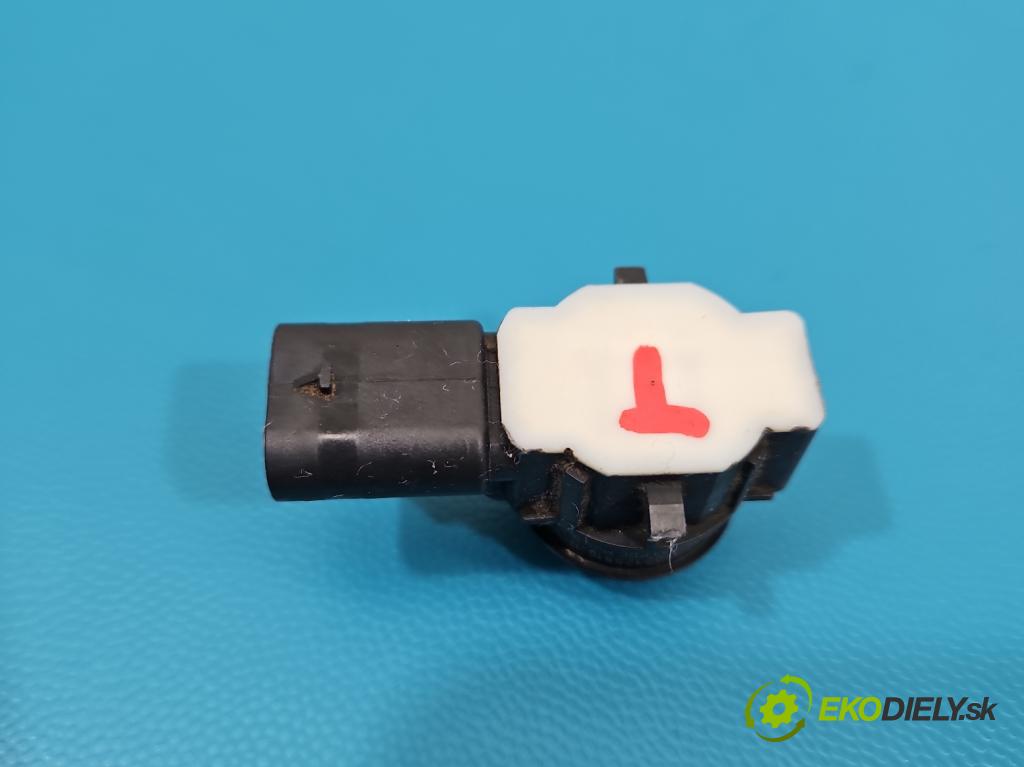 Bmw 3 F30 2011-2018 2.0d 184hp manual 135 kW 1995 cm3 5- snímač parkovaní: 9261582