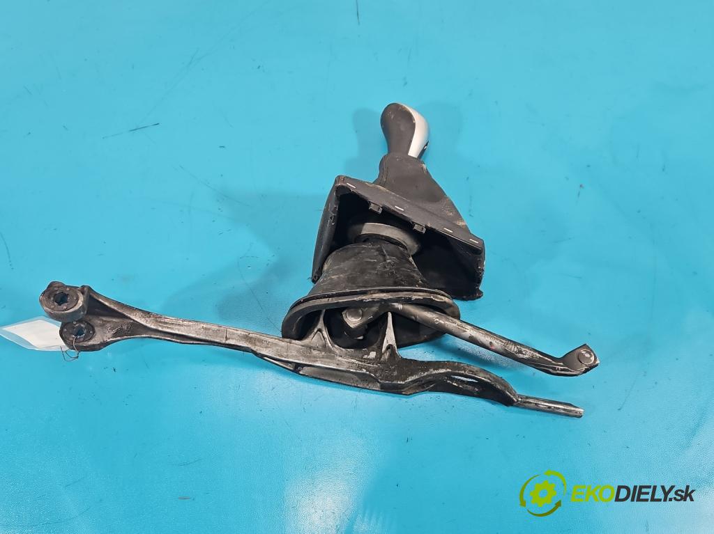 Bmw 3 F30 2011-2018 2.0d 184hp manual 135 kW 1995 cm3 5- Páka: Změny: stupeň,rýchlosť 7602037 (Rýchlostná páka (kulisa))