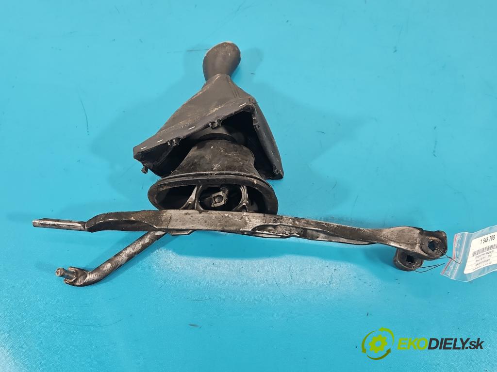 Bmw 3 F30 2011-2018 2.0d 184 hp manual 135 kW 1995 cm3 5- kulisa změny stupňová 7602037 (Řadicí páka (kulisa) )