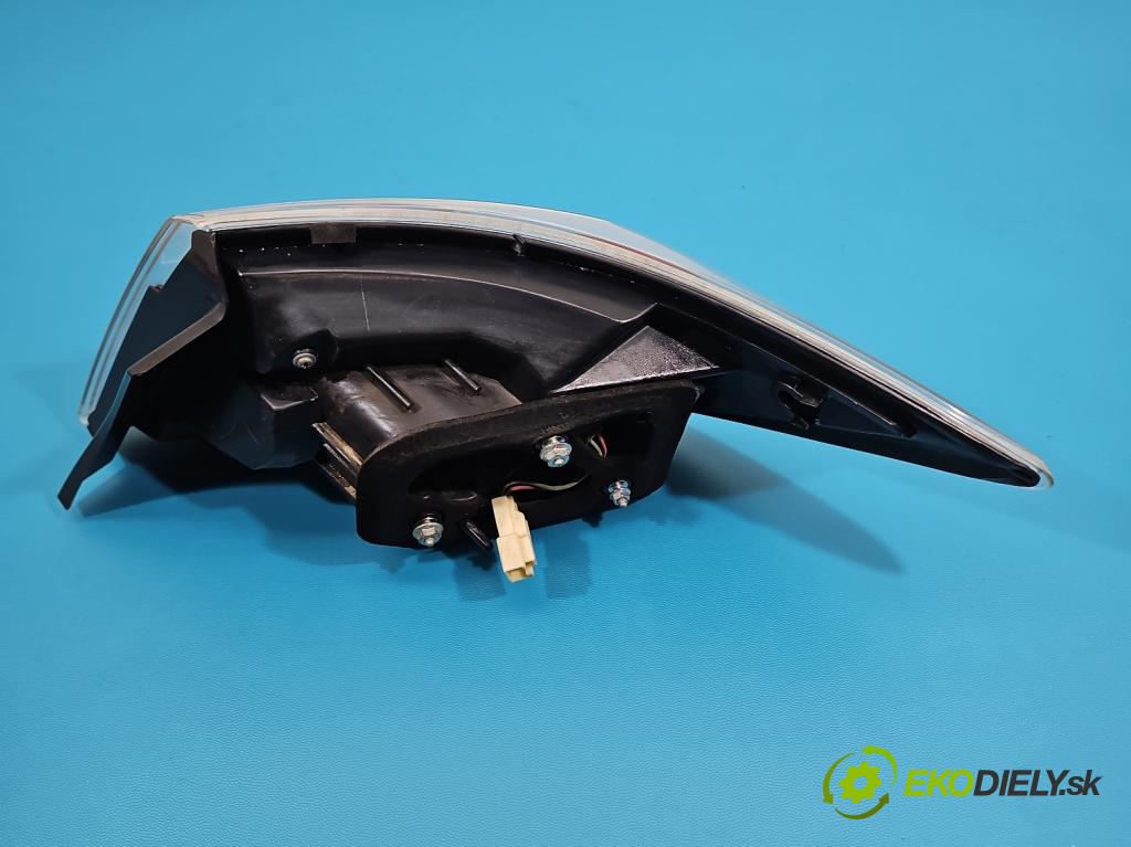 Mazda 6 II GH 2007-2012 2.0 16V 147 HP manual 108 kW 1998 cm3 5- svetlo / reflektor zadné ľavé GS1F-51150 (Kľučka dverí ostatné)