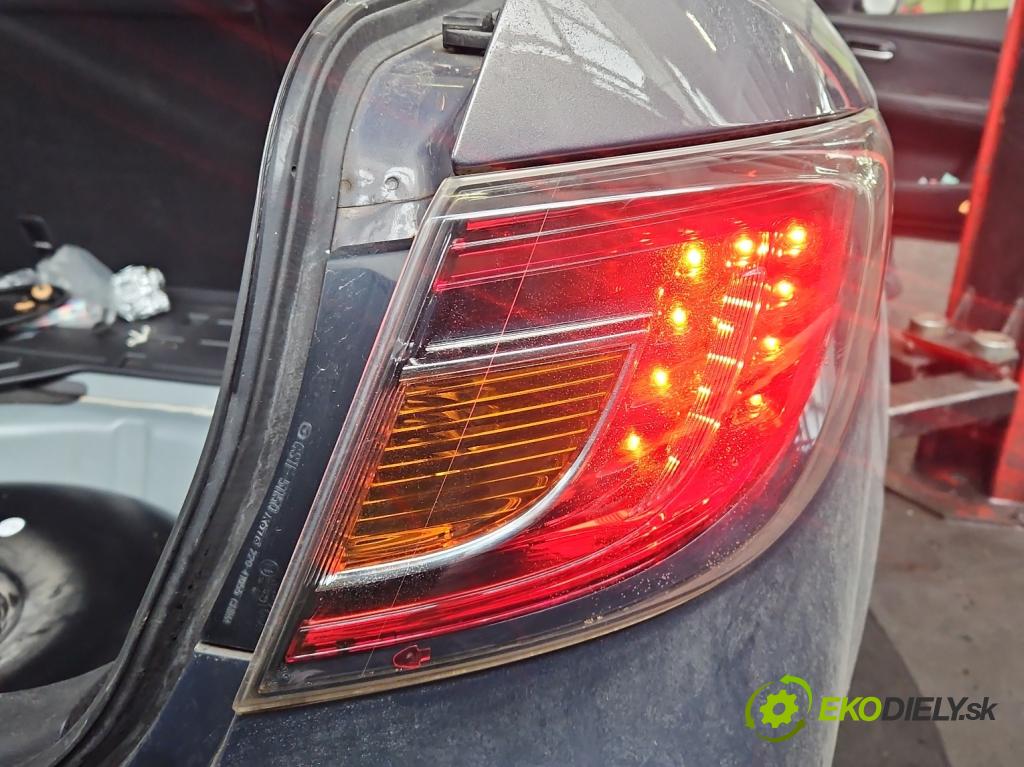 Mazda 6 II GH 2007-2012 2.0 16V 147 HP manual 108 kW 1998 cm3 5- svetlo / reflektor zadné pravé 220-41055 (Kľučka dverí ostatné)