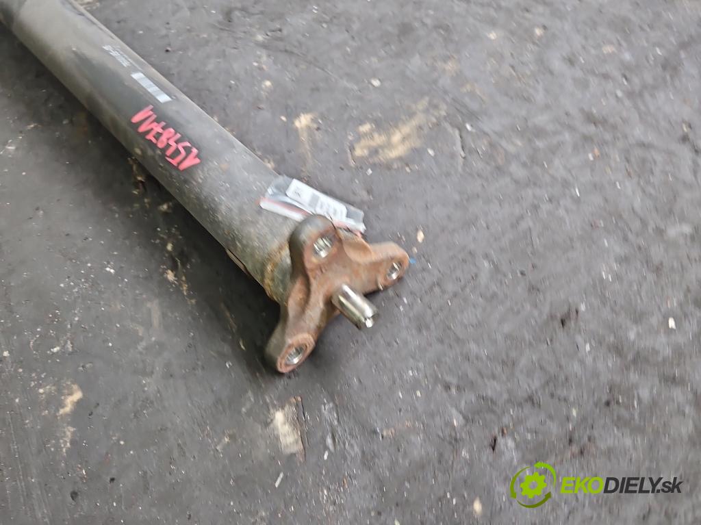 Bmw 3 F30 2011-2018 2.0d 184 hp manual 135 kW 1995 cm3 5- hřídel hnací zadní 7600185 (Kardanový hřídel)