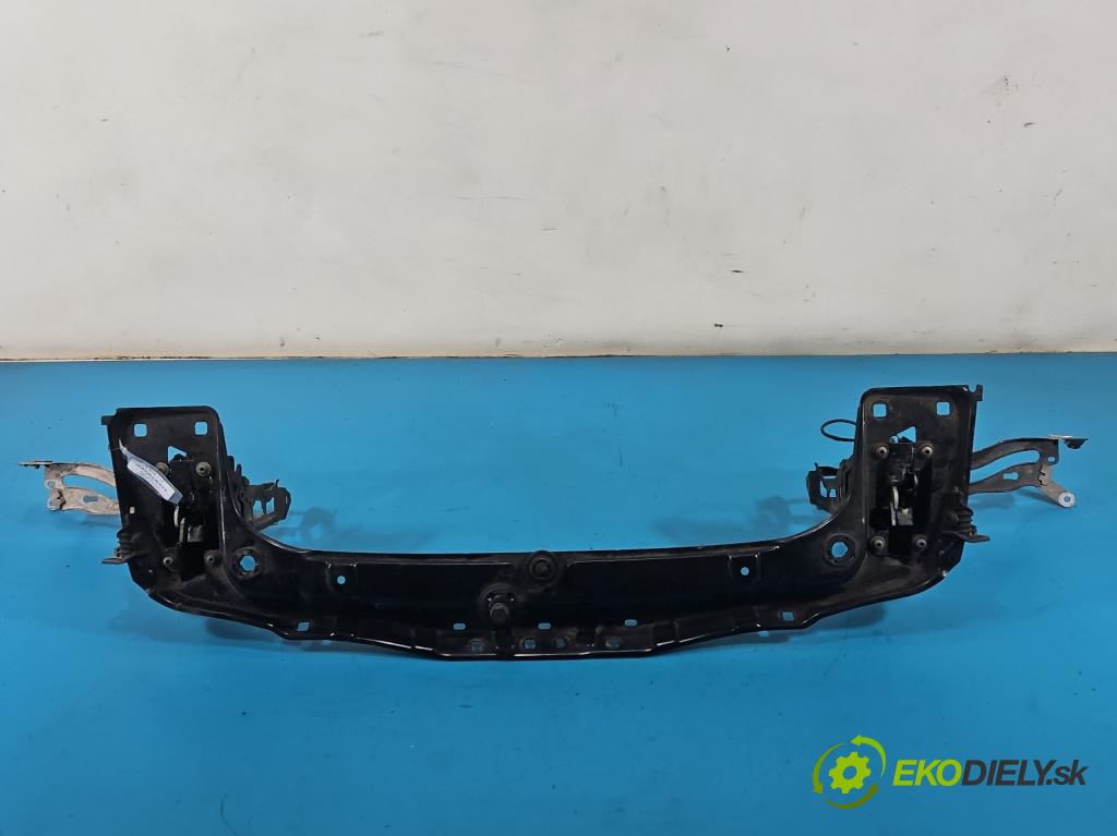 Bmw 3 F30 2011-2018 2.0d 184 hp manual 135 kW 1995 cm3 5- stěna přední  (Přední výztuha)