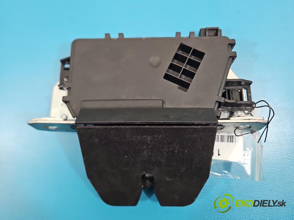 Opel Zafira B 2005-2014 1.8 16V 140 HP manual 103 kW 1796 cm3 5- zámok kufrové dvere zadné