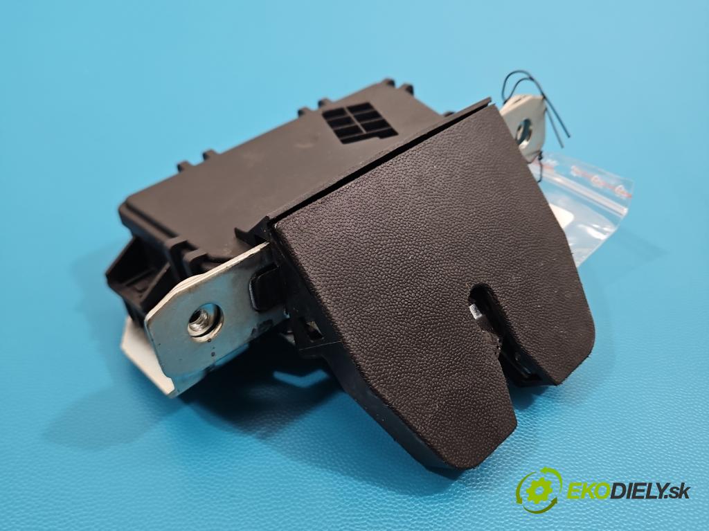 Opel Zafira B 2005-2014 1.8 16V 140 hp manual 103 kW 1796 cm3 5- zámek kufrových dveří zadní 