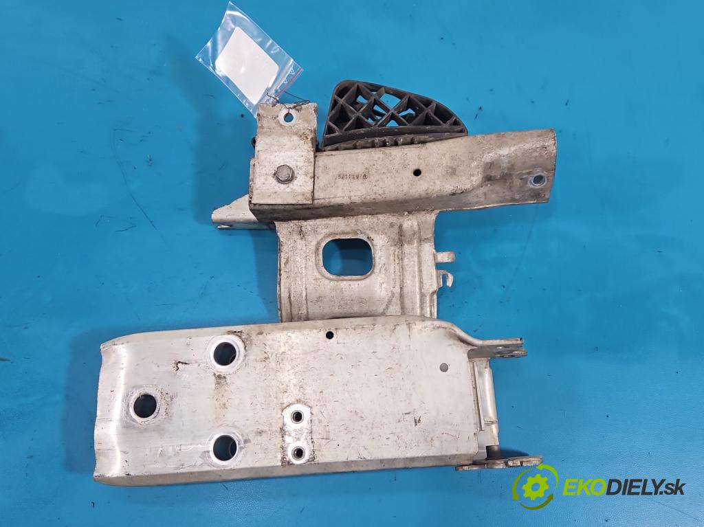 Bmw 3 F30 2011-2018 2.0d 184hp manual 135 kW 1995 cm3 5- výstuha nárazník predné 7266191