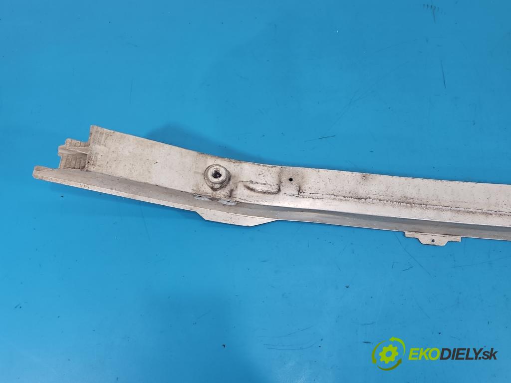 Bmw 3 F30 2011-2018 2.0d 184hp manual 135 kW 1995 cm3 5- výstuha nárazník predné 7255393