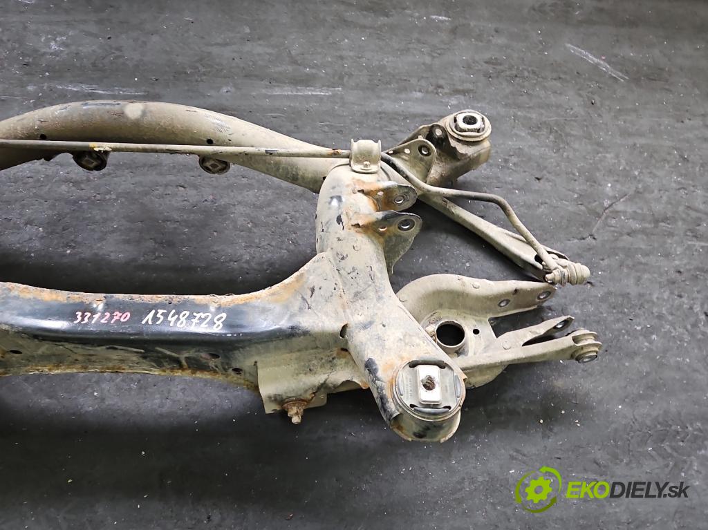 Bmw 3 F30 2011-2018 2.0d 184 hp manual 135 kW 1995 cm3 5- zadní výztuha  (Zadní výztuha)