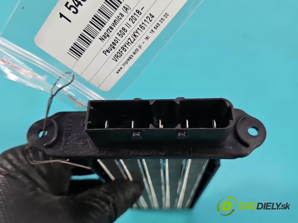 Peugeot 508 II 2018- 1.5 hdi 131 hp manual 96 kW 1499 cm3 5- radiátor HG712001 (Radiátor topení)
