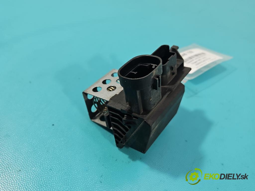 Peugeot 508 II 2018- 1.5 hdi 131 hp manual 96 kW 1499 cm3 5- relé ventilátoru: 9829220580