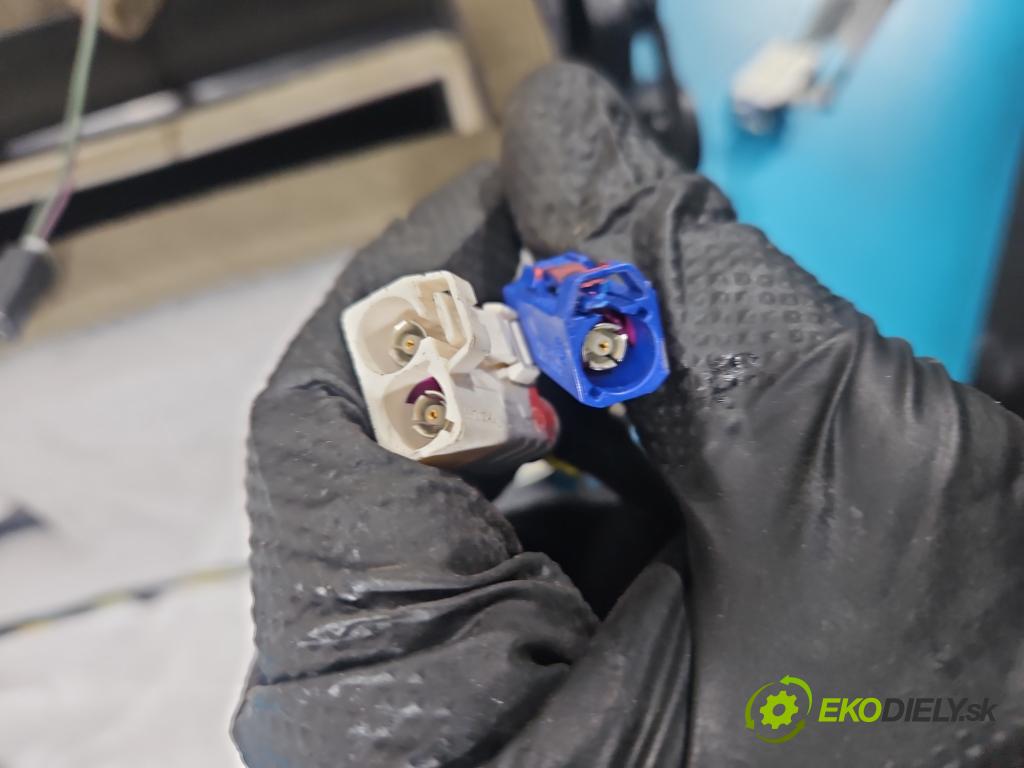 Peugeot 508 II 2018- 1.5 hdi 131 hp manual 96 kW 1499 cm3 5- radiátor 9814009280 (Radiátor topení)