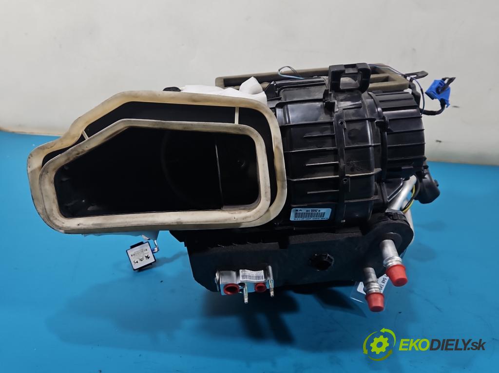 Peugeot 508 II 2018- 1.5 hdi 131 hp manual 96 kW 1499 cm3 5- radiátor 9814009280 (Radiátor topení)