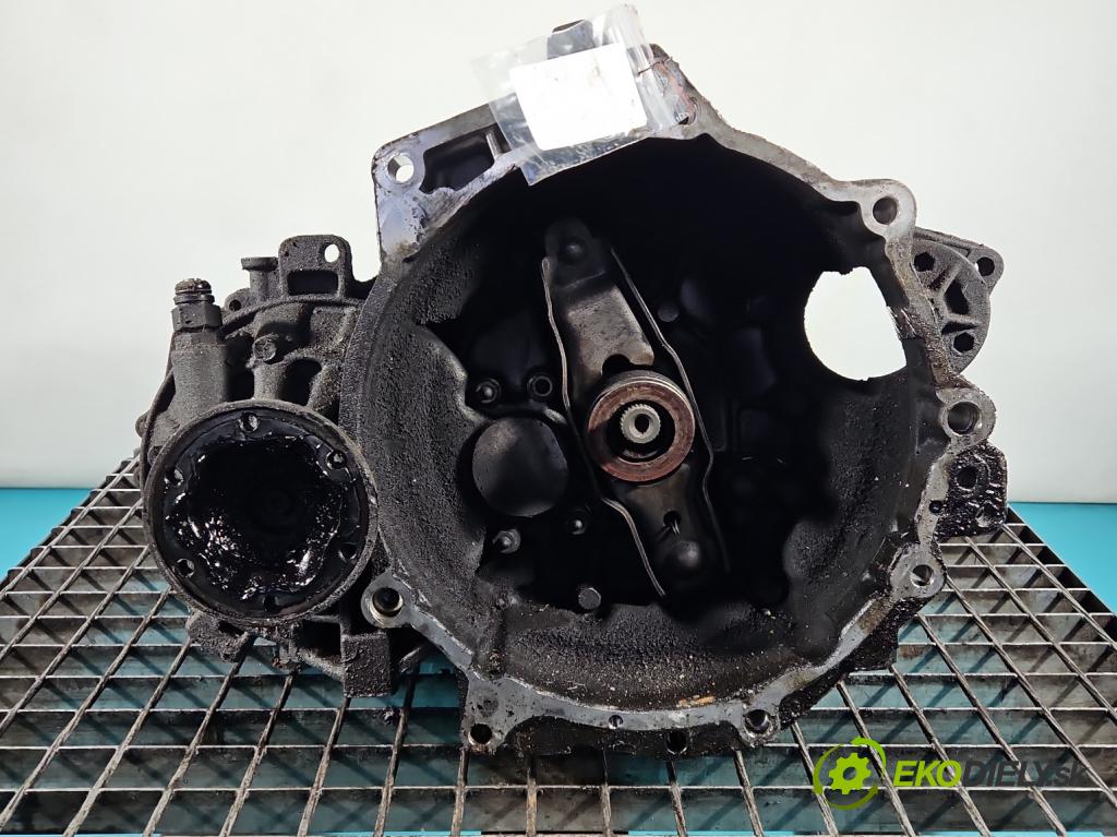 Vw Golf IV 1997-2003 1.9 tdi 101 hp manual 74 kW 1896 cm3 5- převodovka stupňová manual EUH