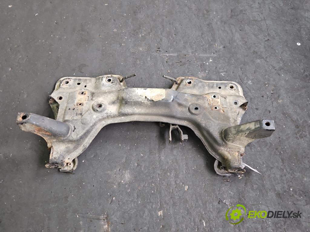 Fiat Punto Grande 1.4 8V 77 HP manual 57 kW 1368 cm3 5- výstuha motora 