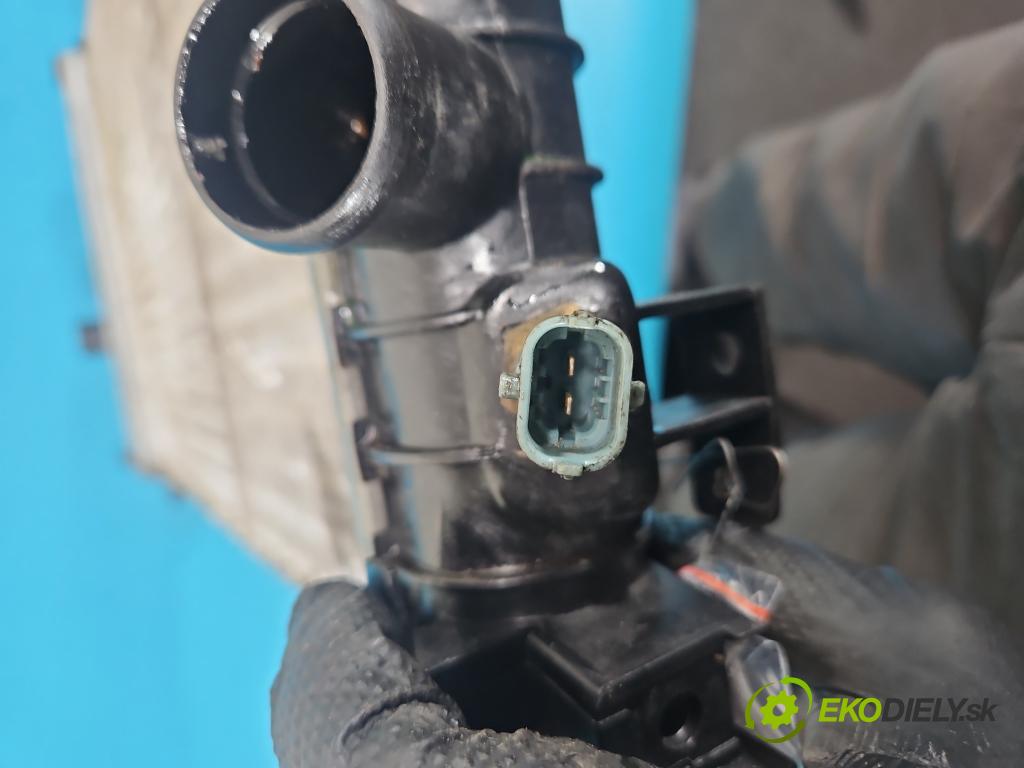 Opel Astra III 2004-2014 1.6 16V 105 hp manual 77 kW 1598 cm3 5- Chladič vody  (Vodní chladič)