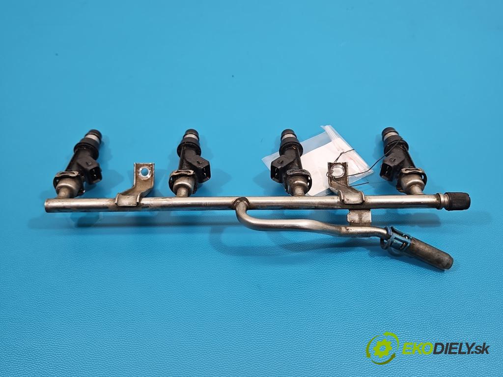 Opel Astra III 2004-2014 1.6 16V 105 HP manual 77 kW 1598 cm3 5- vstrek 25343299 (Vstrekovač paliva)