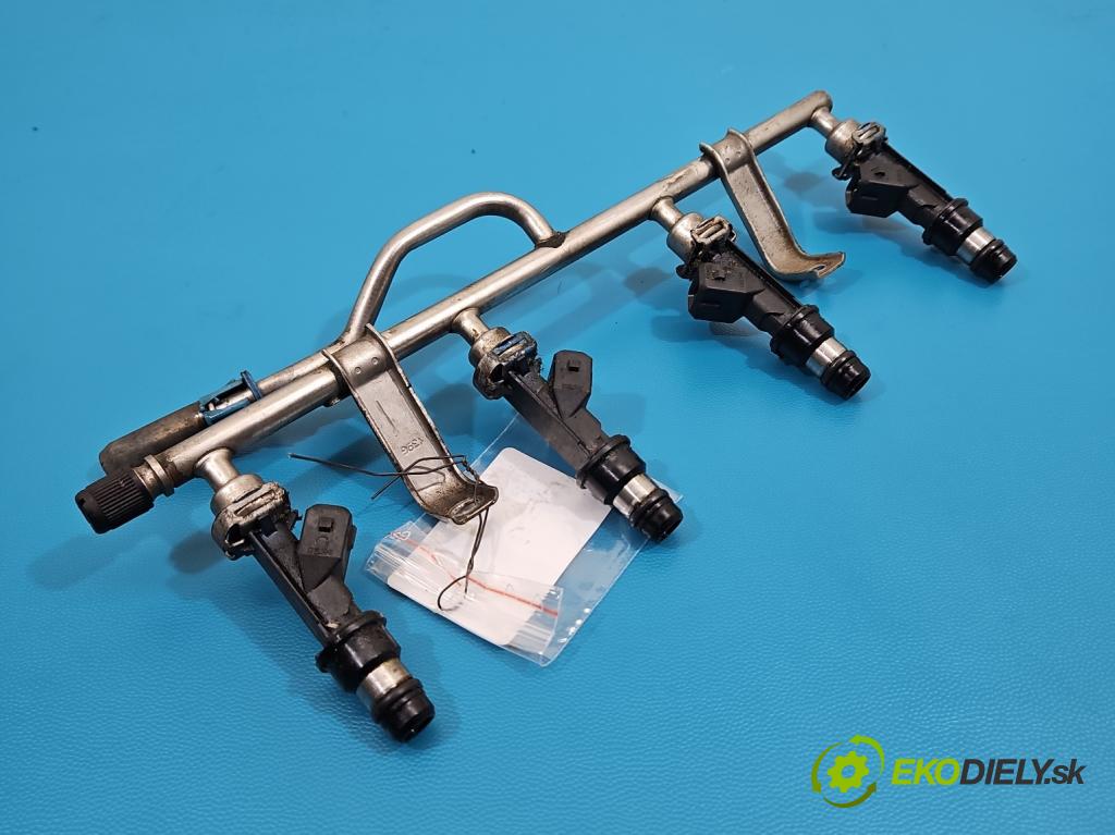 Opel Astra III 2004-2014 1.6 16V 105 HP manual 77 kW 1598 cm3 5- vstrek 25343299 (Vstrekovač paliva)